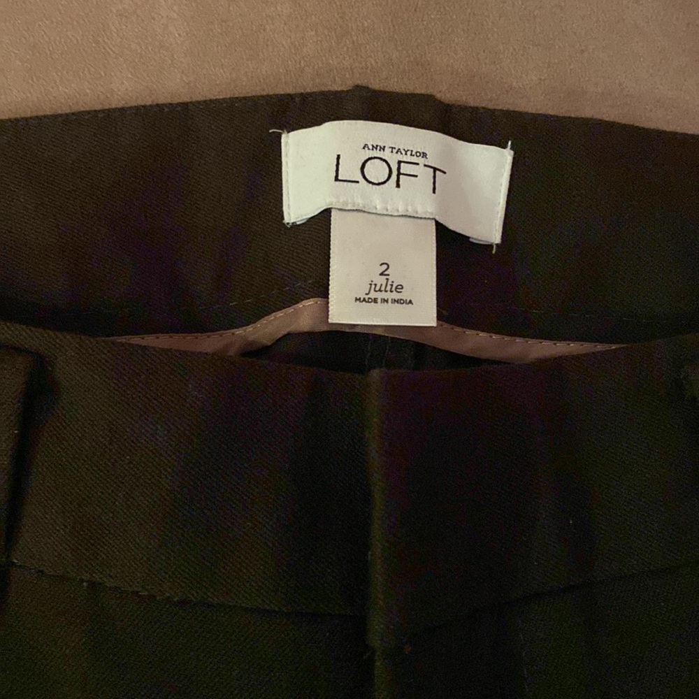 Green pants - Picture 2 of 5